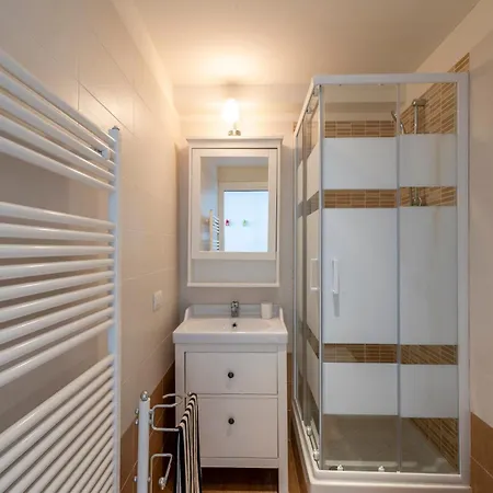 Golden House San Lorenzo Appartamento *